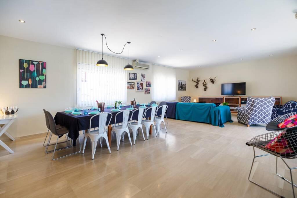 Villa Wine Experience Cambrils - Wine, Art & Games Luaran gambar