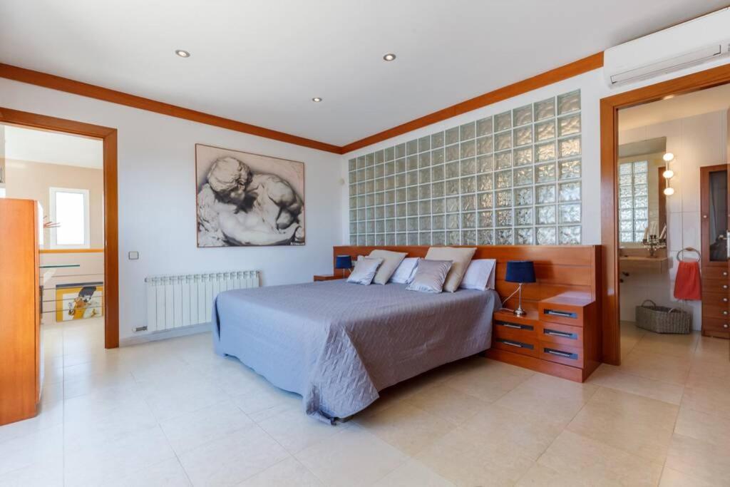 Villa Wine Experience Cambrils - Wine, Art & Games Luaran gambar